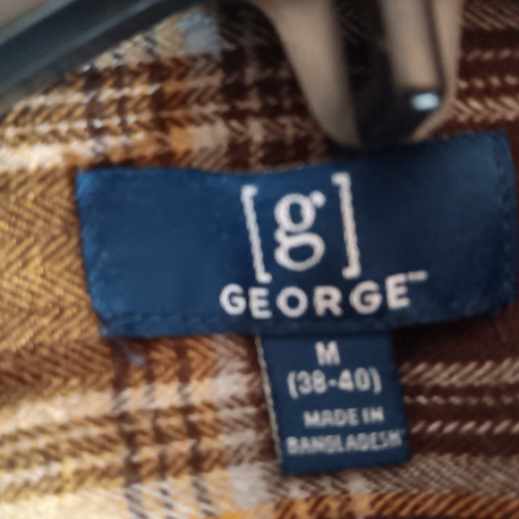 Men's size medium,  George flannel shirt - Picture 3 of 3